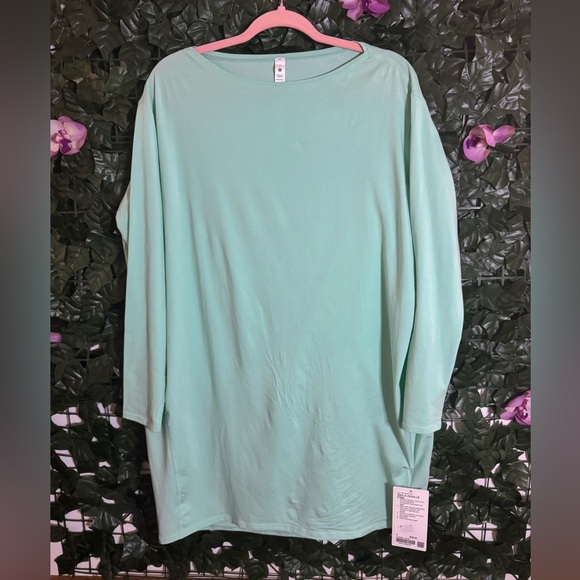 🆕 Lululemon 🍋 Back in Action Long Sleeve Dress - Picture 4 of 10